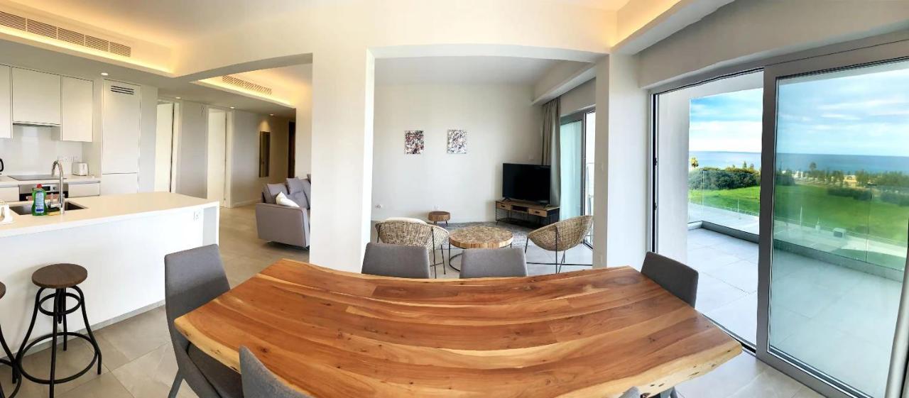Emerald Suites Protaras Luaran gambar