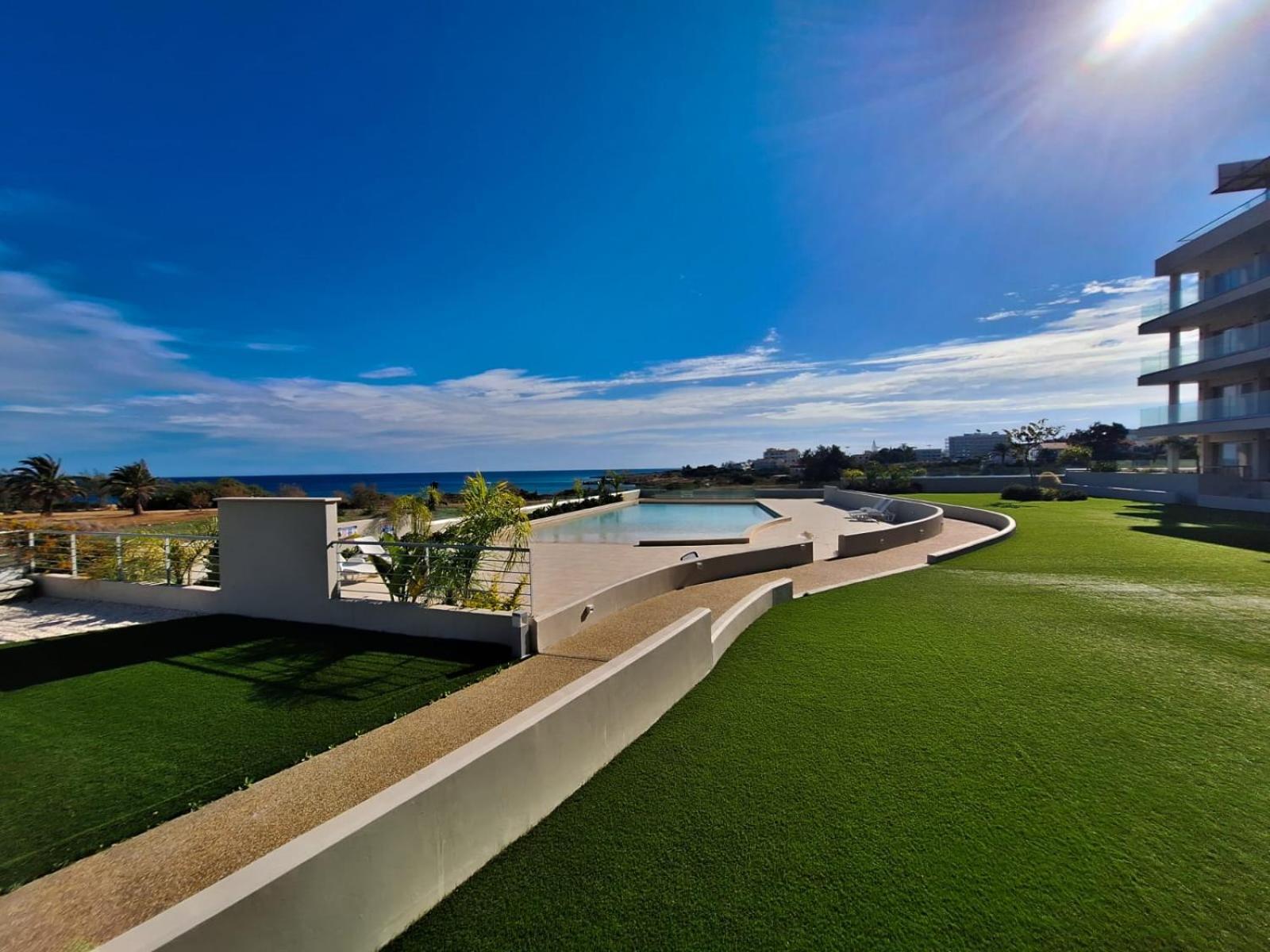 Emerald Suites Protaras Luaran gambar