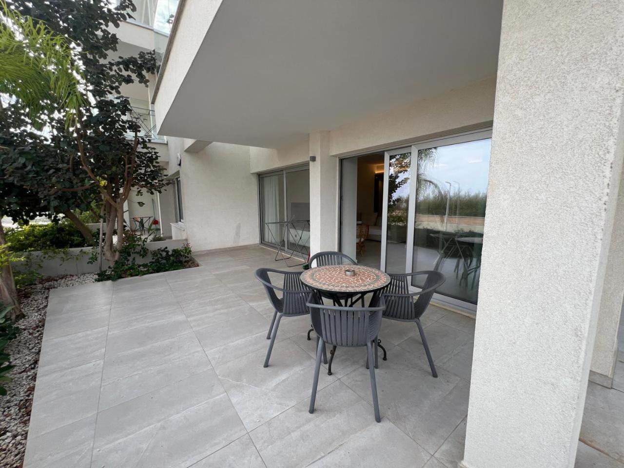 Emerald Suites Protaras Luaran gambar